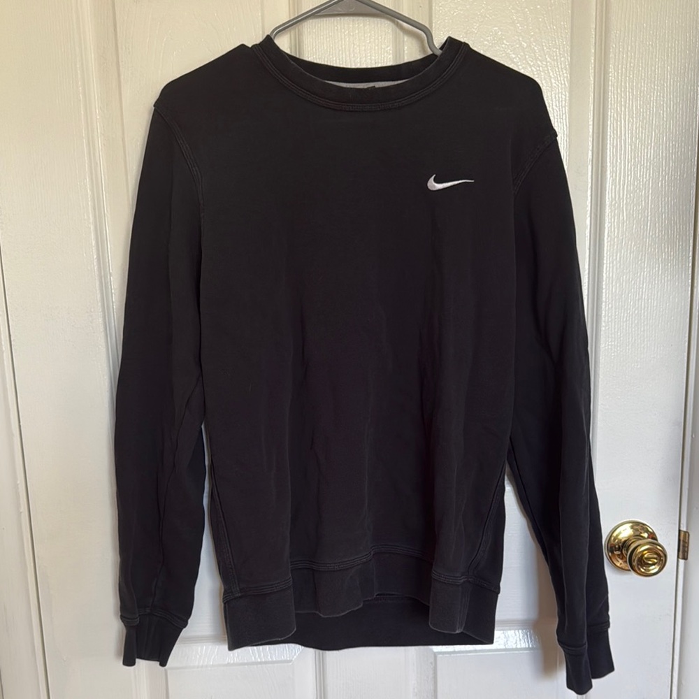 Nike Black Crewneck Sweatshirt